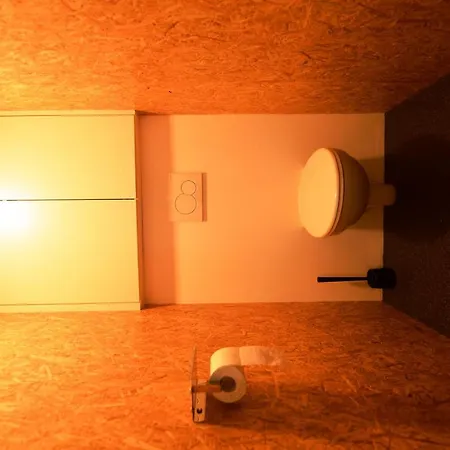 Le 42 アパート デュルビュイ